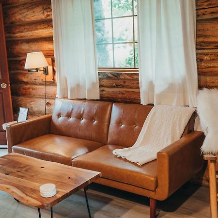 Wilder And Pine Riverside Cabins Stevenson Ngoại thất bức ảnh