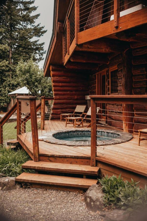 Wilder And Pine Riverside Cabins Stevenson Ngoại thất bức ảnh
